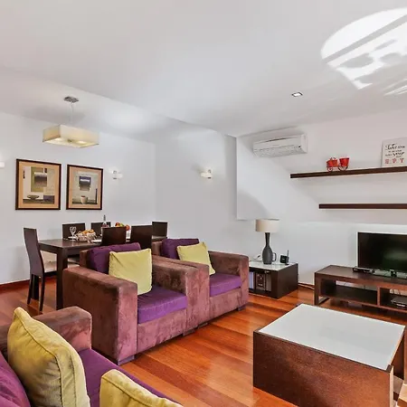 Semesterbostad Luxury 2-bedroom Da Luz