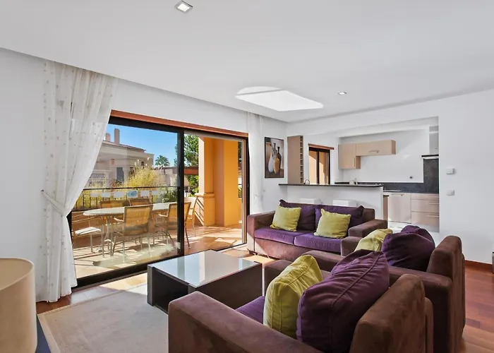 Semesterbostad Luxury 2-bedroom Da