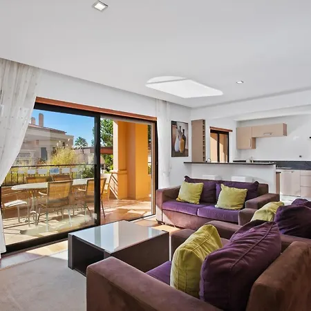 Dom wakacyjny Luxury 2-bedroom Da