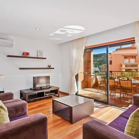 Luxury 2-bedroom Da *
