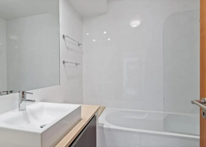 בית נופש Luxury 2-bedroom Da *