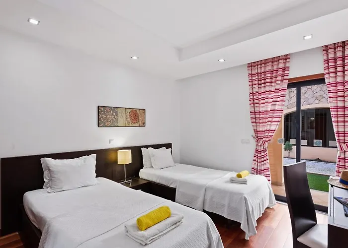 別荘 Luxury 2-bedroom Da